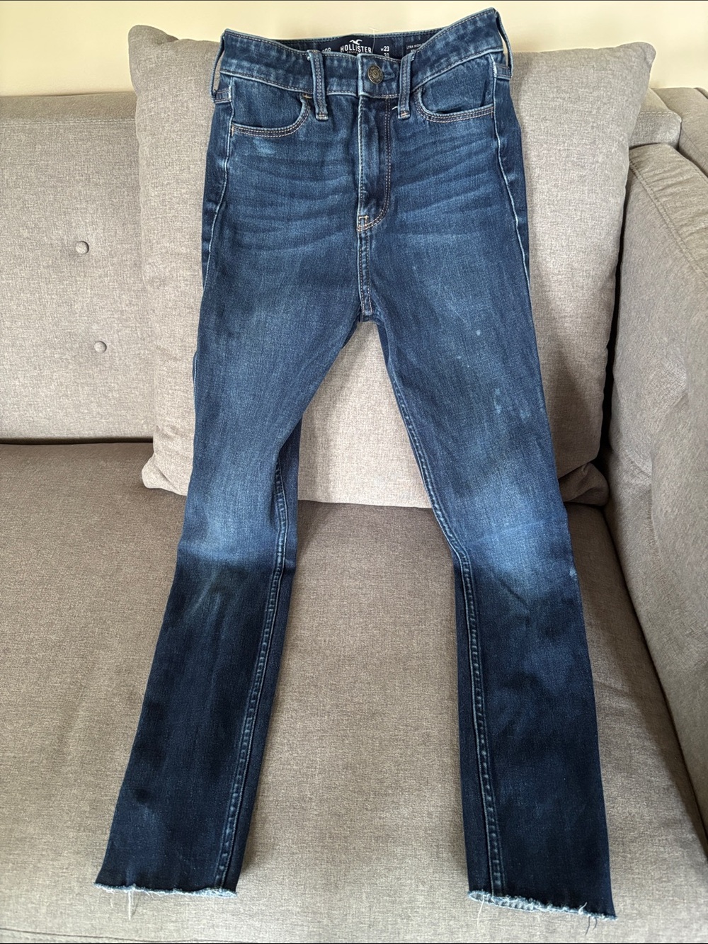 Hollister jeans women’s size 00 blue ultra high-rise extreme skinny